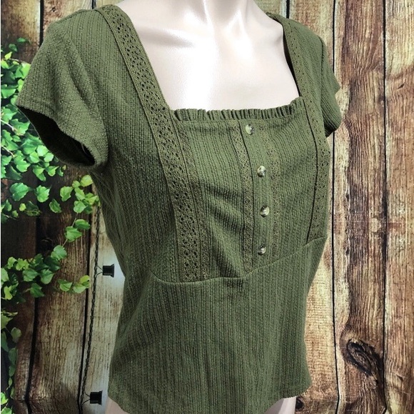 Shyanne Square neck Crochet Lace Blouse Size Large - Picture 3 of 5